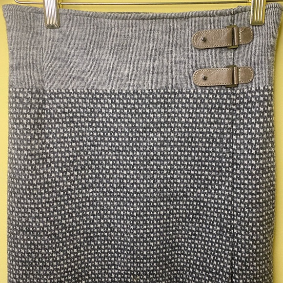 Riani Couture 100% Wool Designer Pencil Skirt Grey Patterned Size 4 - Picture 2 of 10